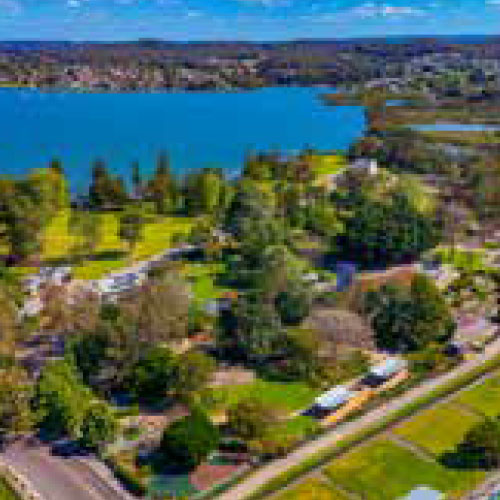 Local Insights Edition 17: Warners Bay/Lake Macquarie Local Insights Edition 17: Warners Bay/Lake Macquarie